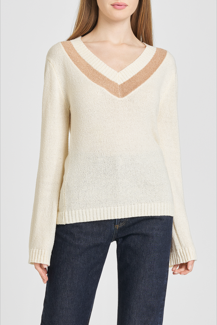 DYLAN V NECK PULLOVER